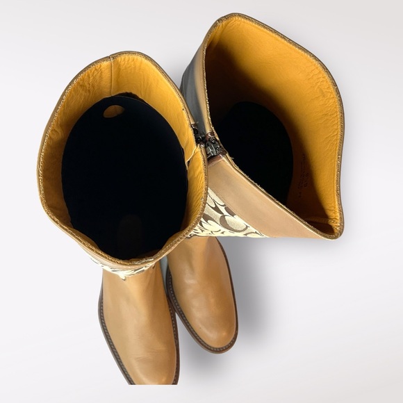 Coach Brand "Carole" Signature C's Logo Vintage Riding Style Boots Size 8.5B - Picture 9 of 12